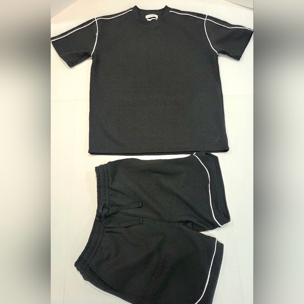 Men's Black Textured T-Shirt and Shorts Set